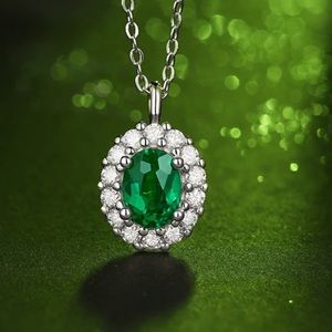 1.5 Carat Lab Grown emerald 925 sterling silver necklace